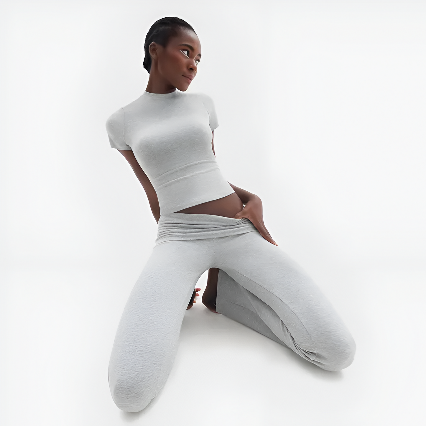 Aveline Lounge Set